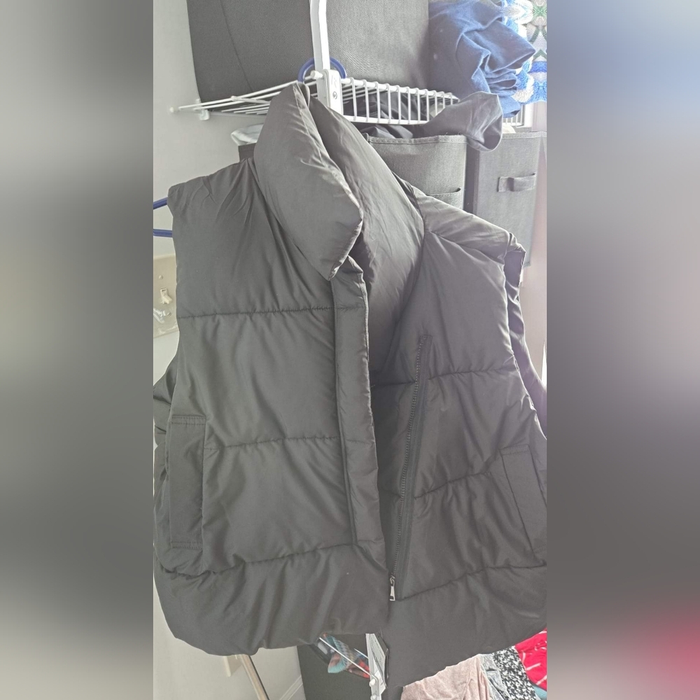 Zip up puff vest plus size 3xl